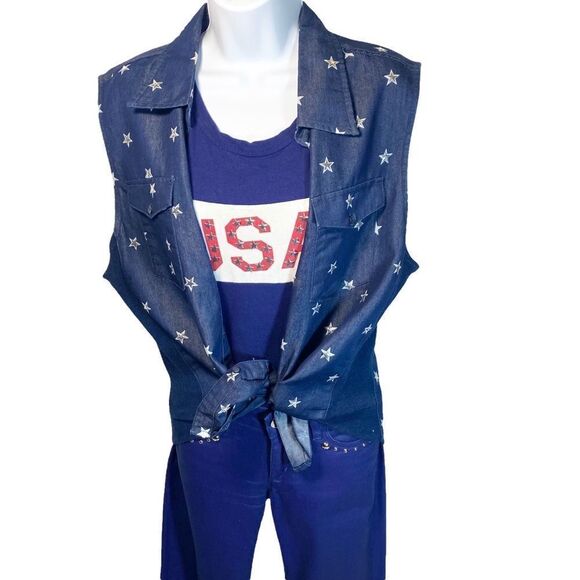 Custom Star Embellished Sleeveless Top - Picture 2 of 6